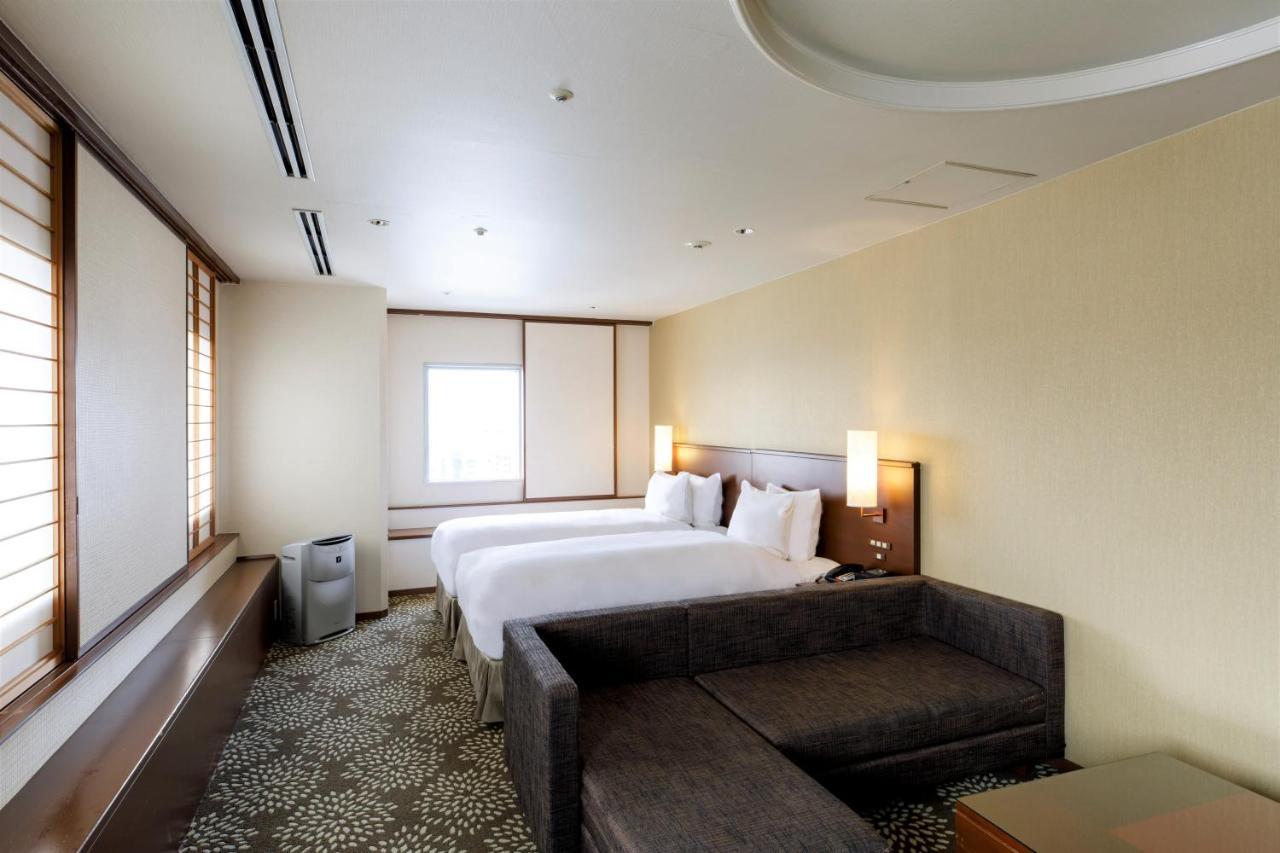 Ana Holiday Inn Kanazawa Sky, An Ihg Hotel Екстериор снимка